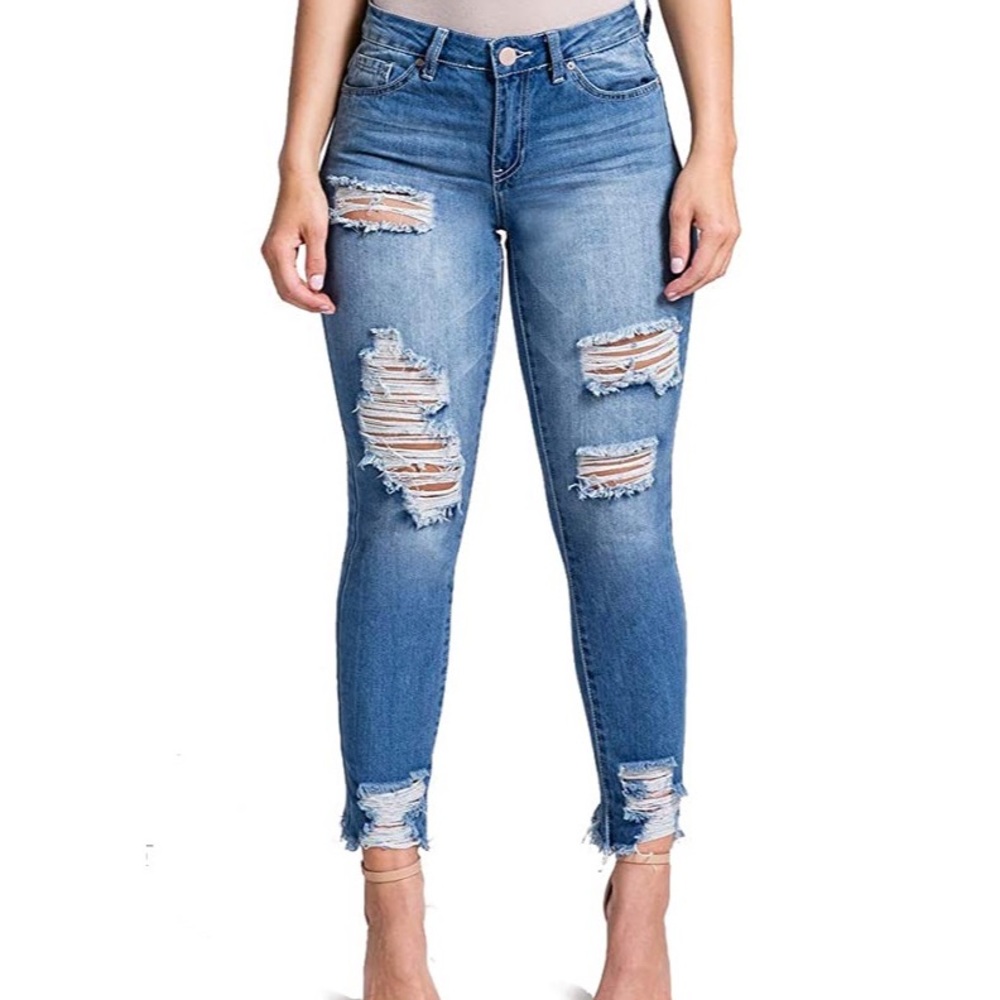 FASHION NOVA JEANS- NEW